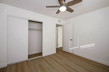 Vinyl flooring